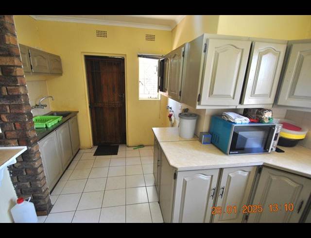 3 BEDROOM HOUSE FOR SALE IN NATURENA